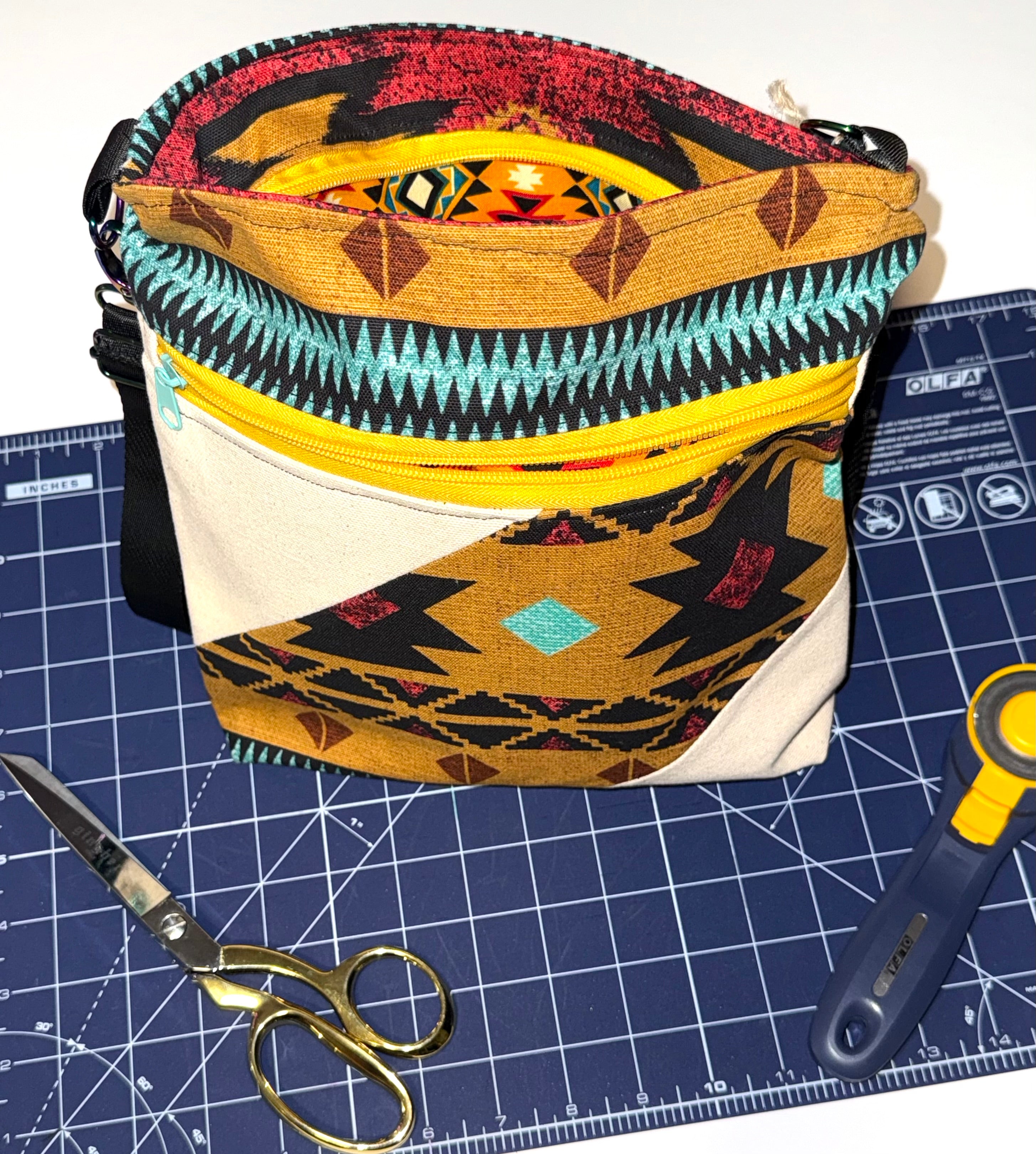 Jurobo Cross Body Bag - Desert Sunrise